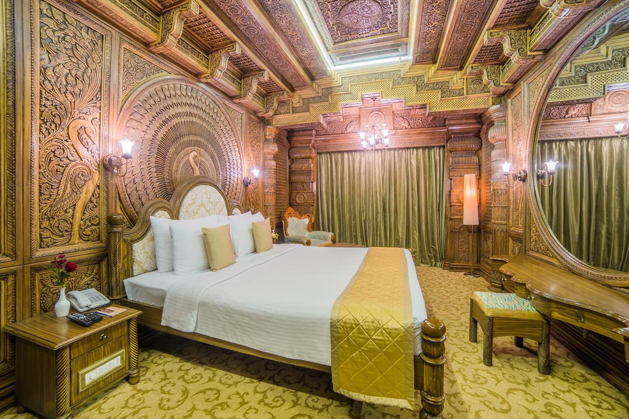 Ramoji Film City- Sitara Luxury Hotel Pedda Ambarpet ภายนอก รูปภาพ