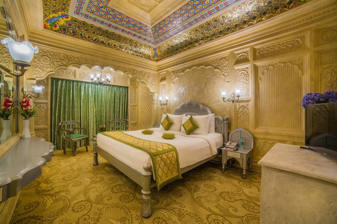Ramoji Film City- Sitara Luxury Hotel Pedda Ambarpet ภายนอก รูปภาพ