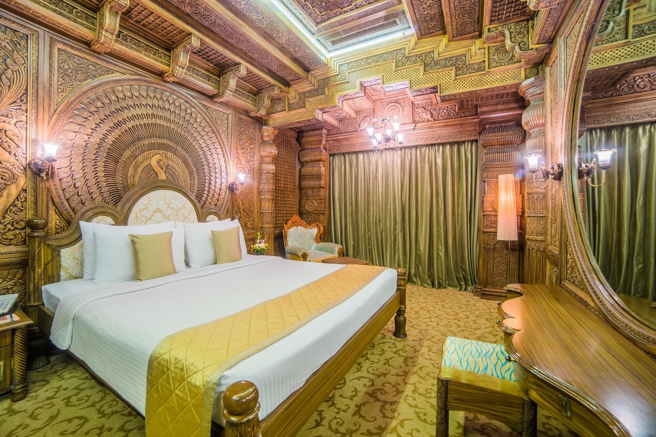 Ramoji Film City- Sitara Luxury Hotel Pedda Ambarpet ภายนอก รูปภาพ