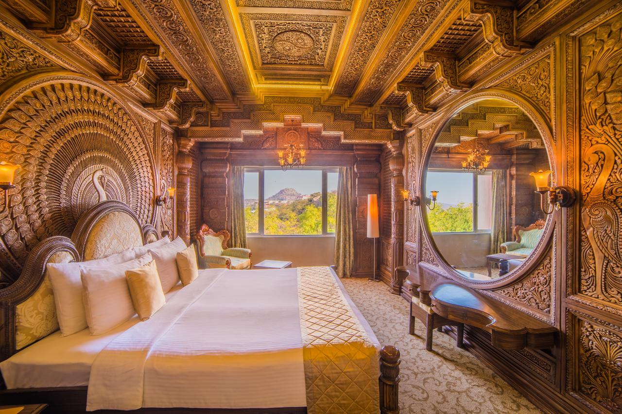 Ramoji Film City- Sitara Luxury Hotel Pedda Ambarpet ภายนอก รูปภาพ