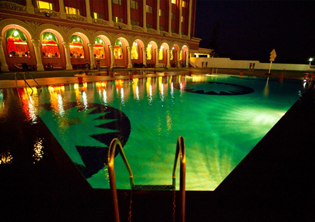 Ramoji Film City- Sitara Luxury Hotel Pedda Ambarpet ภายนอก รูปภาพ