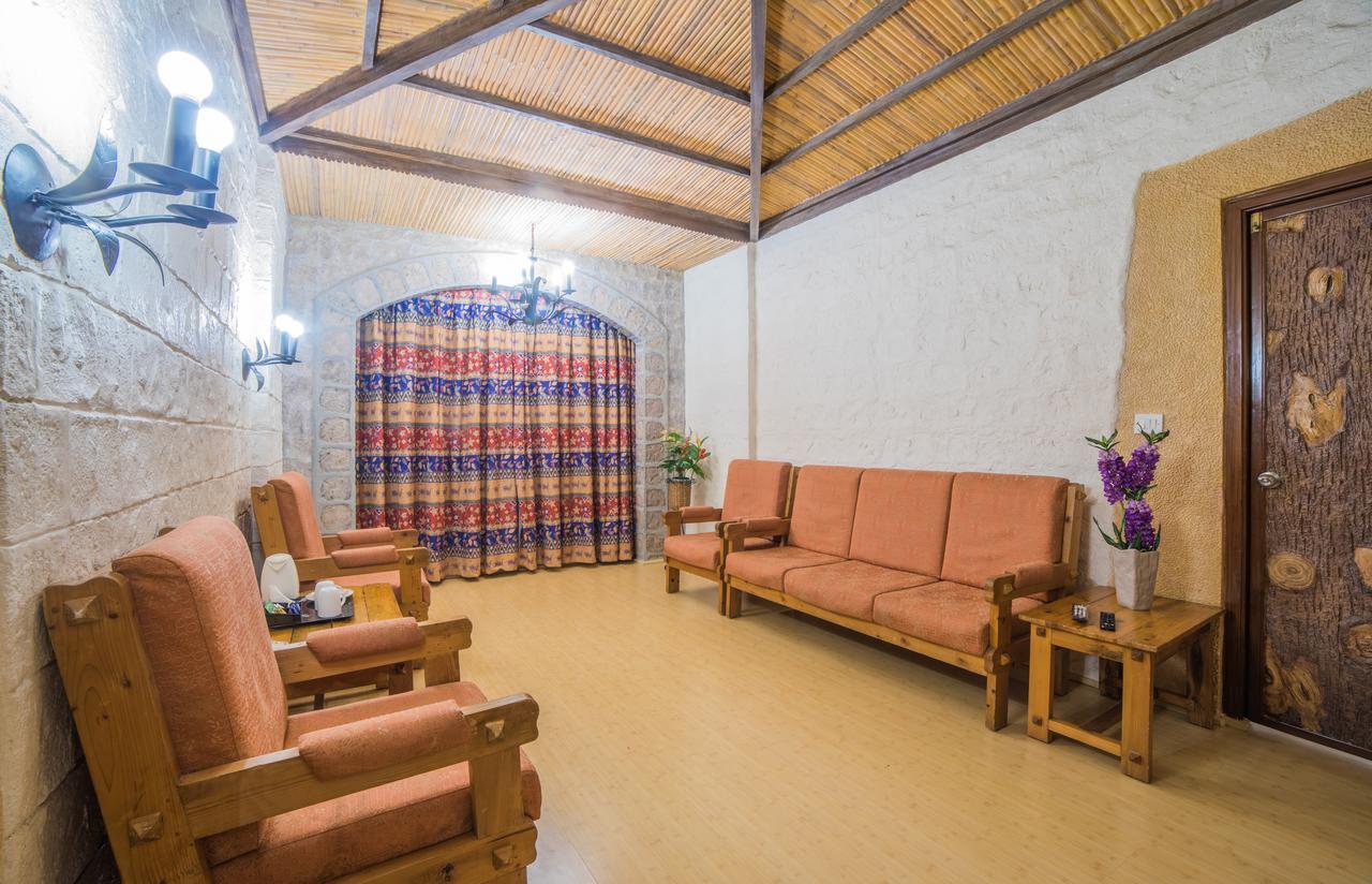 Ramoji Film City- Sitara Luxury Hotel Pedda Ambarpet ภายนอก รูปภาพ